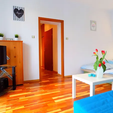 City Central Apartments Wroclaw Апартаменты *